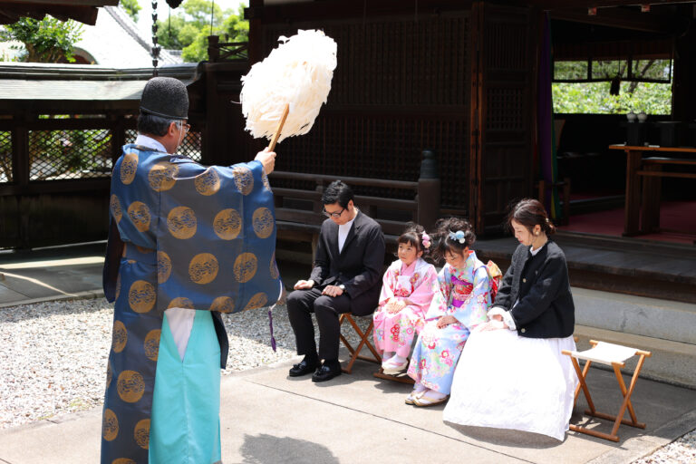 上地八幡宮でのご祈祷の様子